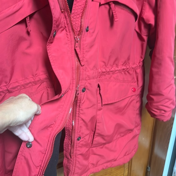 Lands End Winter Coat Red and Black - Picture 4 of 15